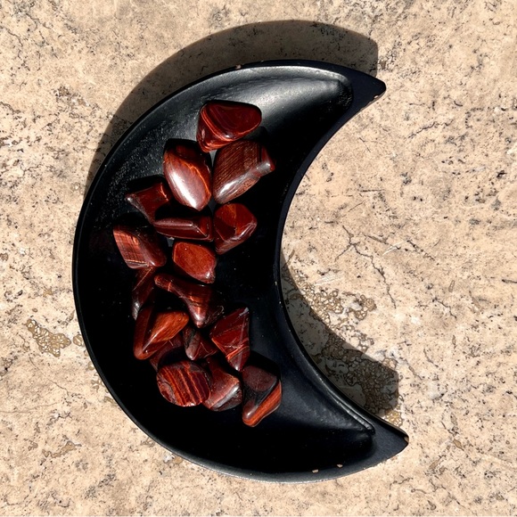 2 Ounces of Tumbled Red Tiger Eye Stones - Picture 1 of 12